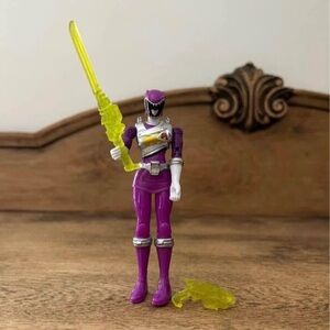 Power Rangers Dino Super
Charge DINO DRIVE PURPLE
RANGER 5" Figure